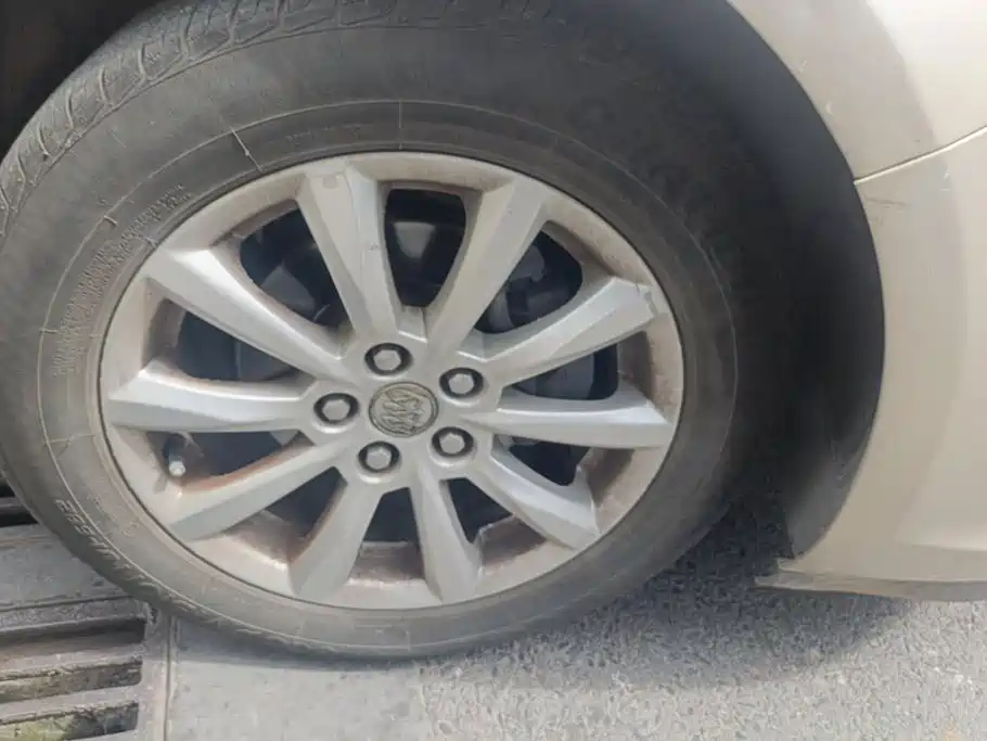 Buick Excelle — миниатюра 6
