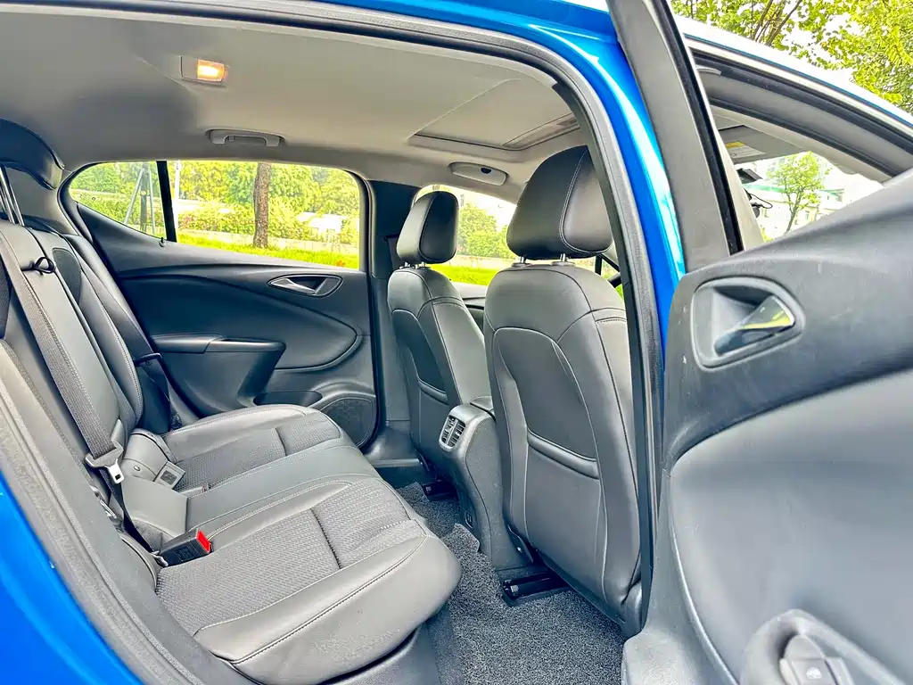 Buick Verano — миниатюра 15