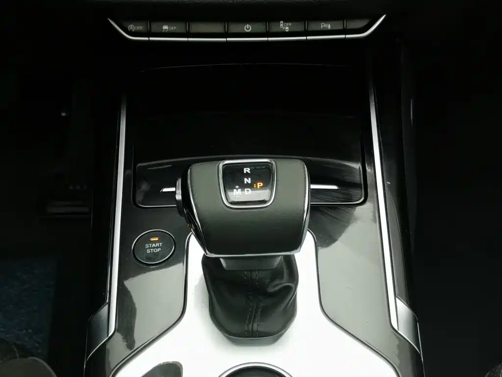 Hongqi Hongqi HS5 — миниатюра 13