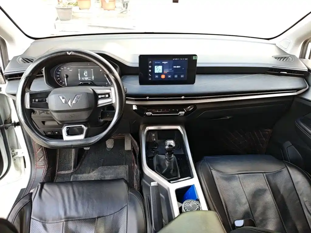 Wuling Jiachen — миниатюра 10