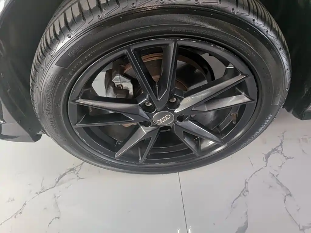 Audi Q2L — миниатюра 23