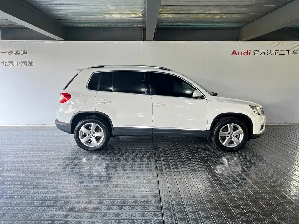 Volkswagen Tiguan — миниатюра 3