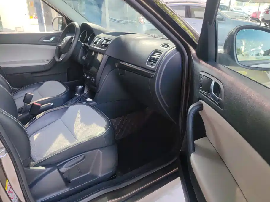 Skoda Yeti — миниатюра 8