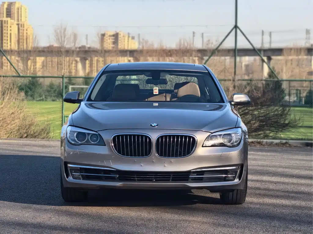 BMW 7 Series 7 2013 740Li Lead
