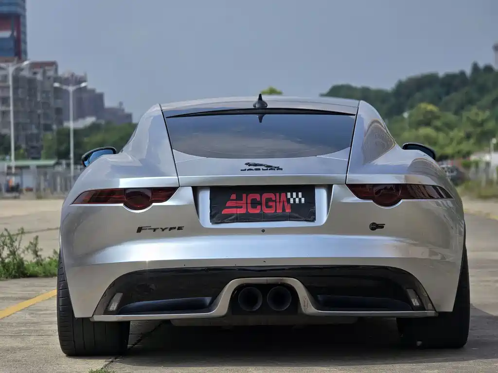 Jaguar F-TYPE — миниатюра 15
