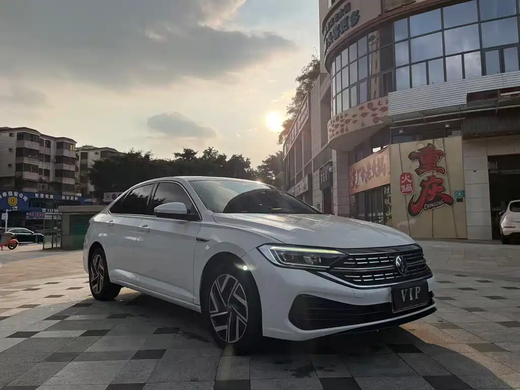 Volkswagen Sagitar — миниатюра 3