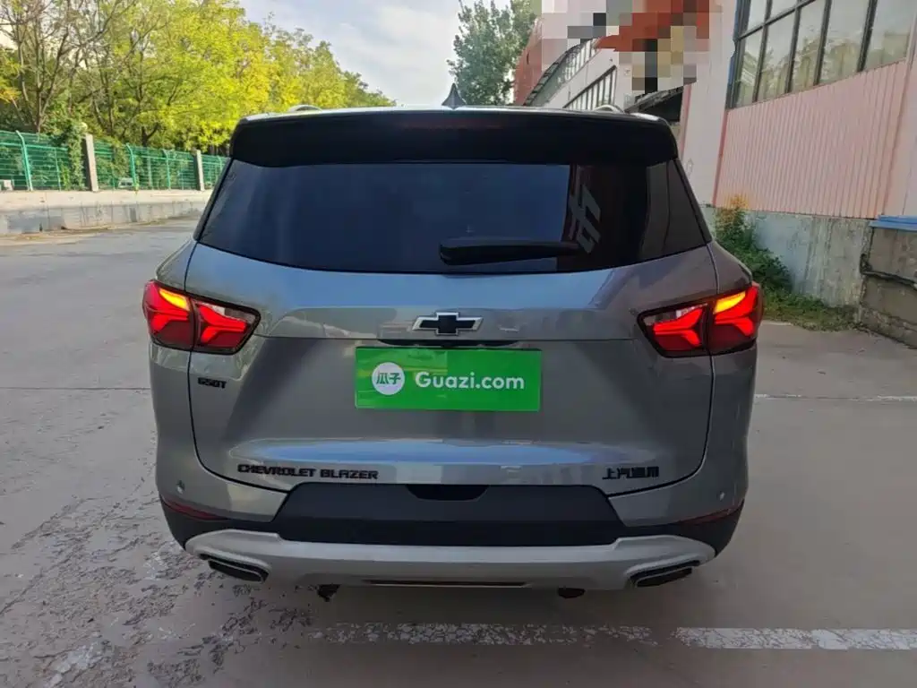 Chevrolet Blazer — миниатюра 4