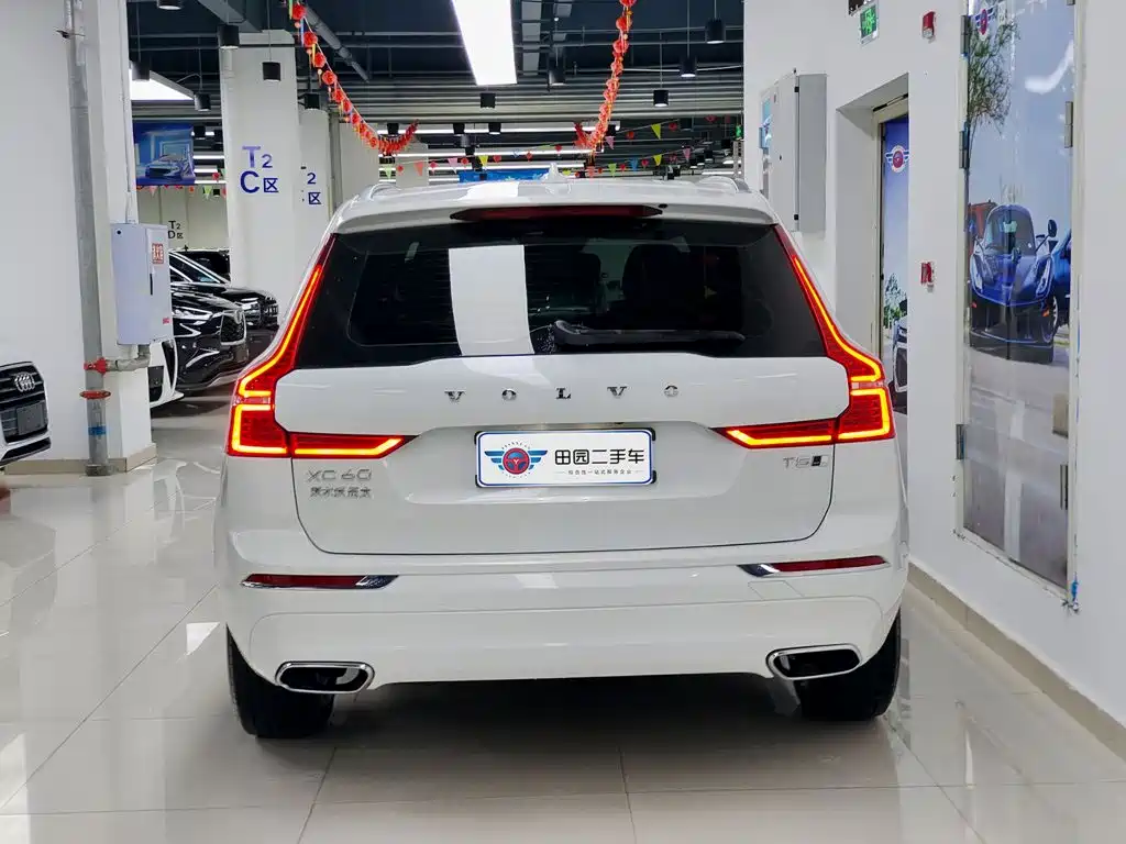 Volvo XC60 — миниатюра 5