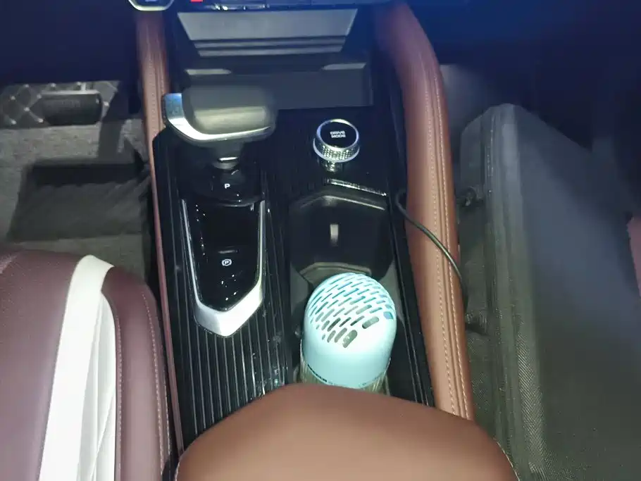 Geely Xingyue L — миниатюра 16
