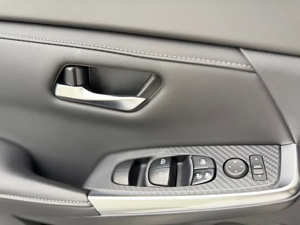Nissan Sylphy — миниатюра 22