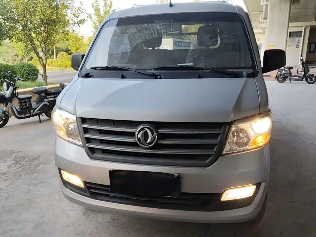 DFSK C31 — миниатюра 3