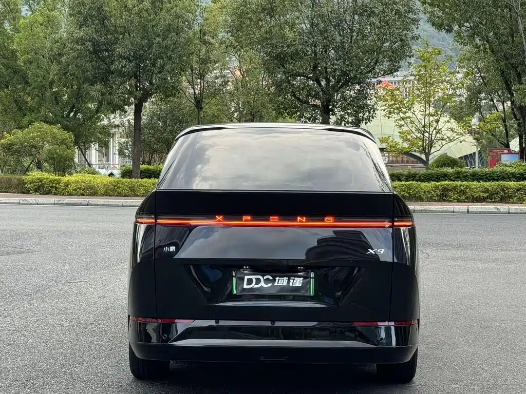 XIAOPENG X9