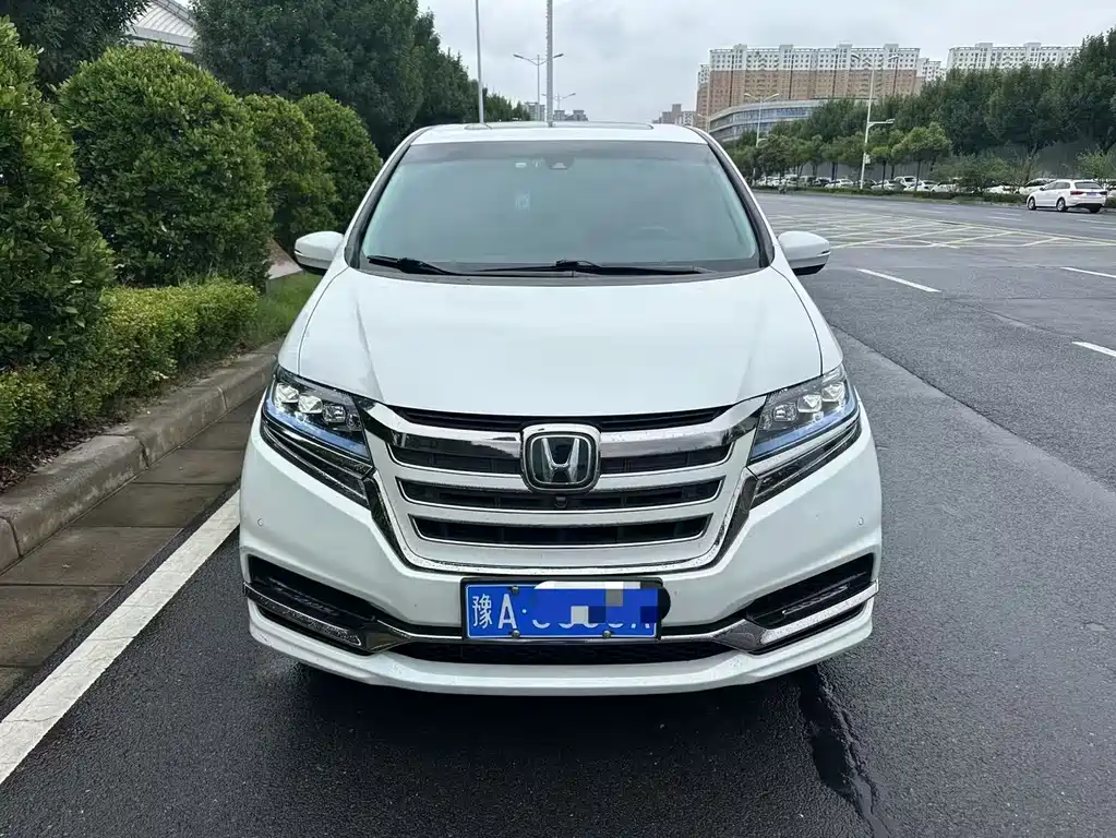 Honda Elysion — миниатюра 2