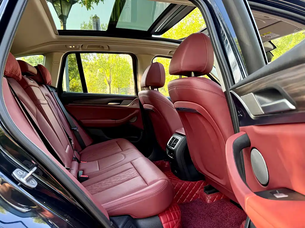 BMW X3 — миниатюра 9
