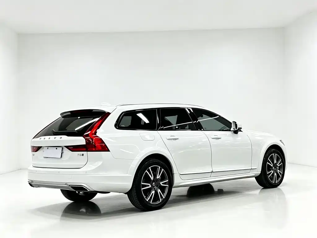 Volvo V90 — миниатюра 5