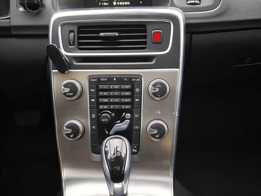 Volvo S60 — миниатюра 17