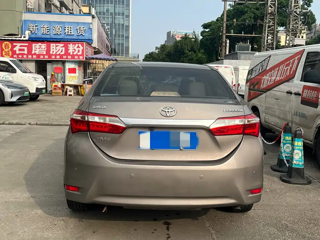 Toyota Corolla — миниатюра 5