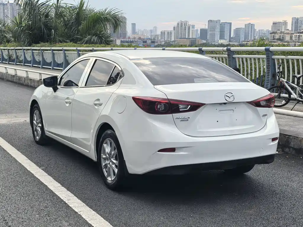 Mazda 3 Axela — миниатюра 5