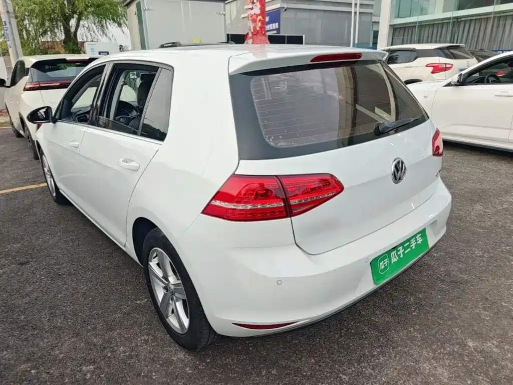 Volkswagen Golf — миниатюра 5