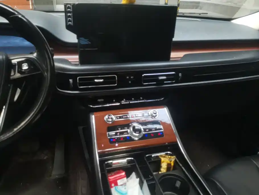 Lincoln Aviator — миниатюра 13
