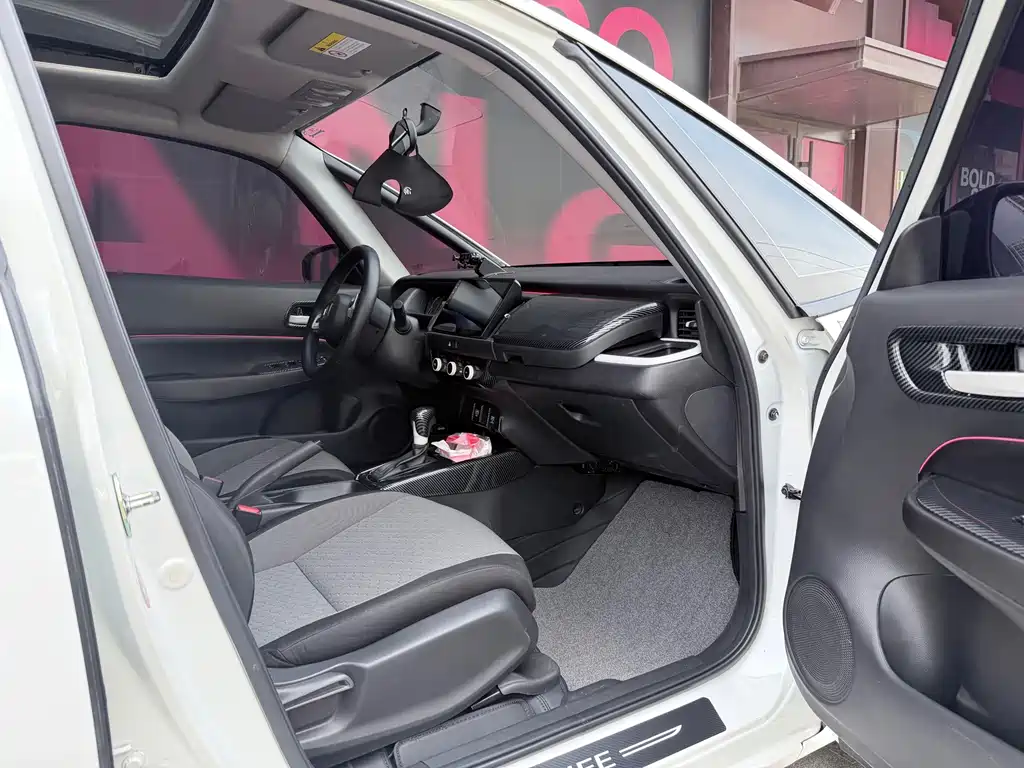 Honda Fit — миниатюра 7