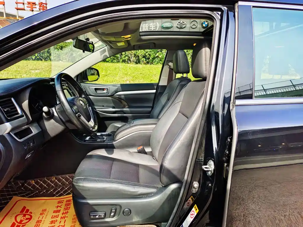 Toyota Highlander — миниатюра 6