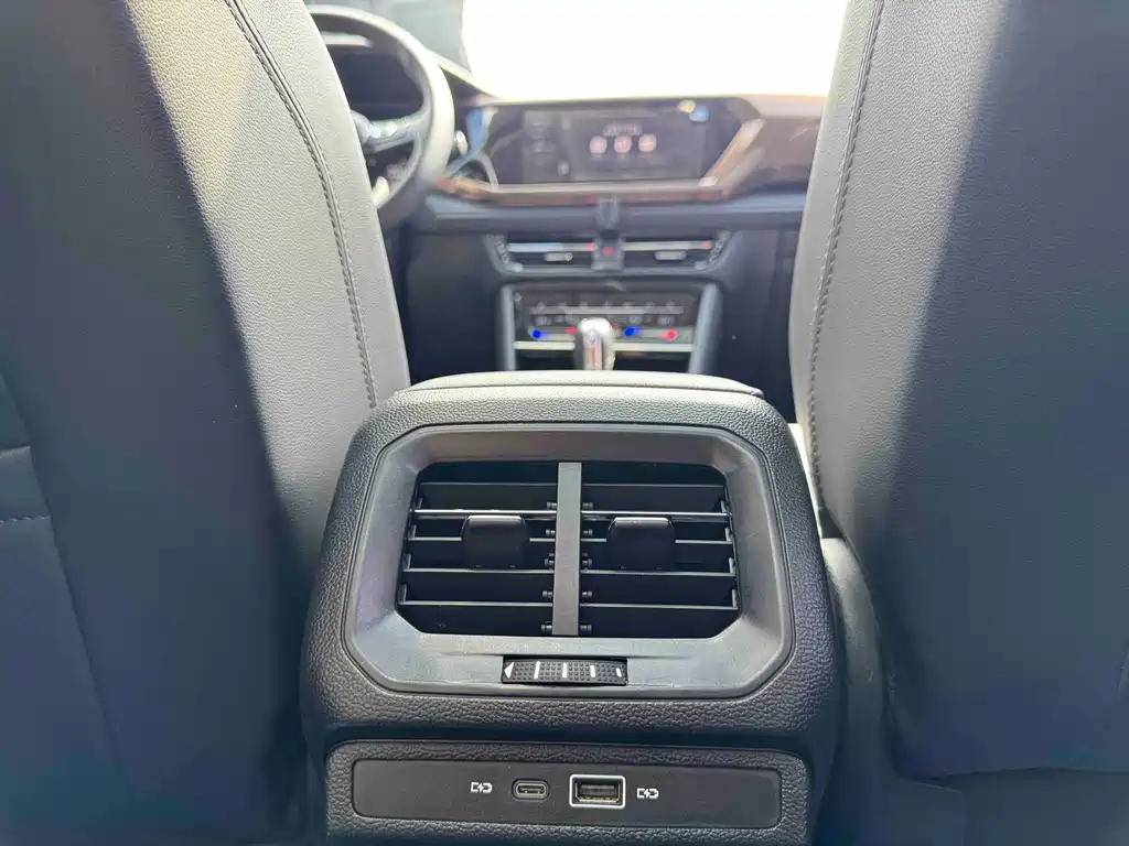 Volkswagen Tharu — миниатюра 17