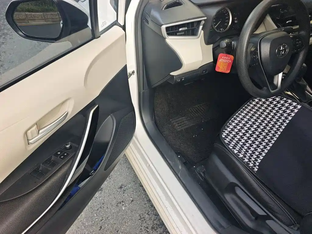 Toyota Corolla — миниатюра 12