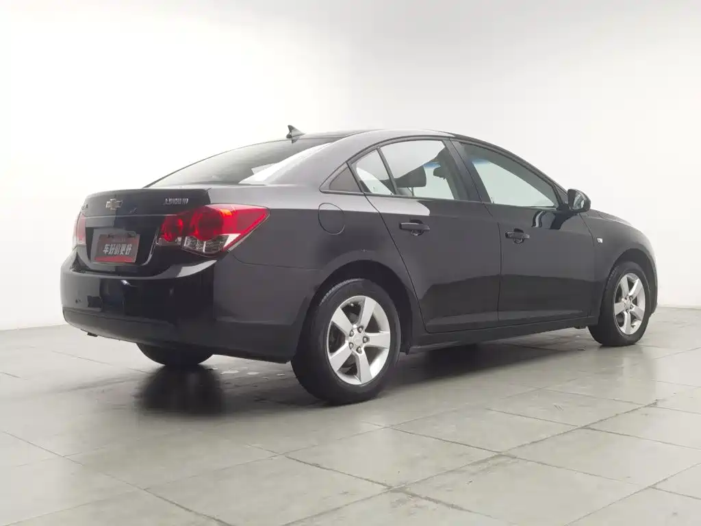 Chevrolet Cruze — миниатюра 2