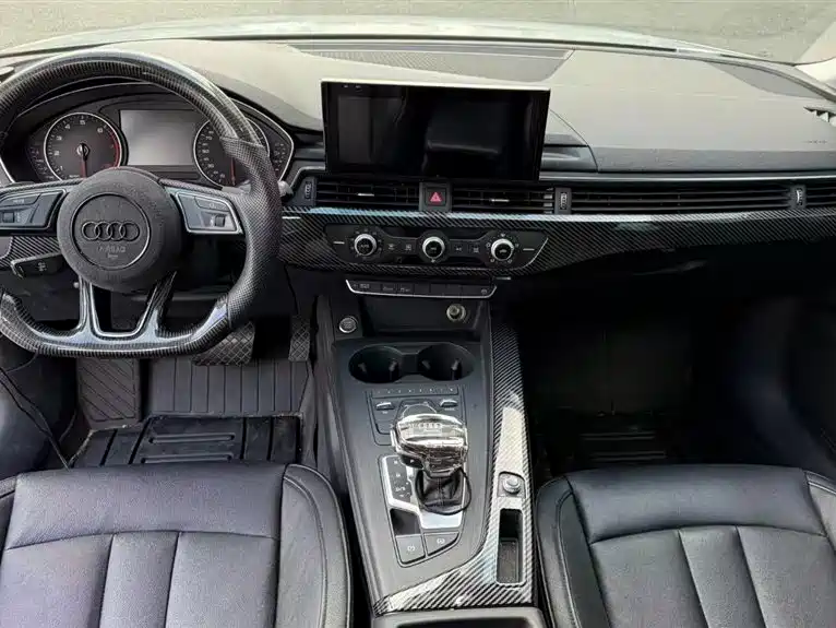 Audi A4L 2017 40 TFSI