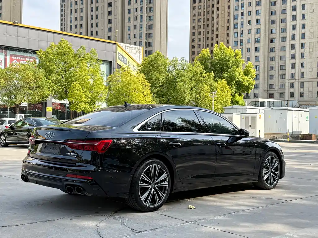 Audi A6L — миниатюра 7