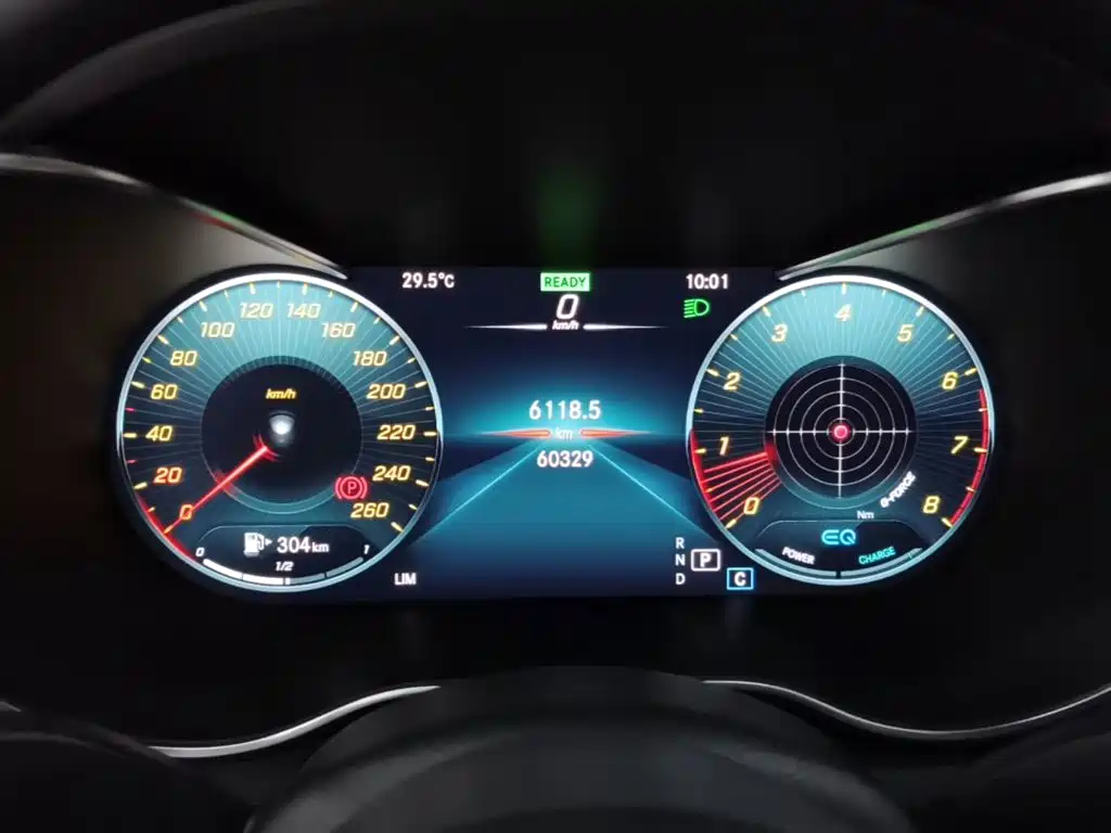 Mercedes-Benz C-Class — миниатюра 12