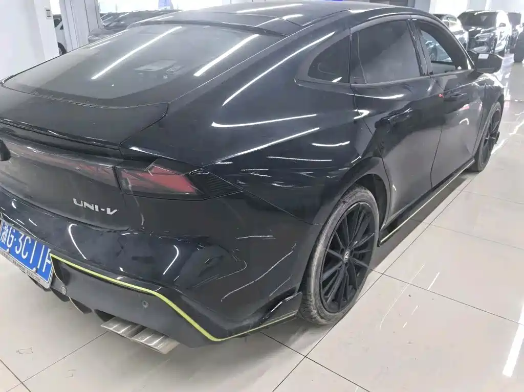 Changan UNI-V — миниатюра 6
