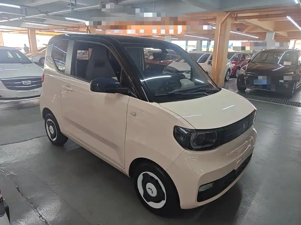 Wuling MINIEV — миниатюра 4