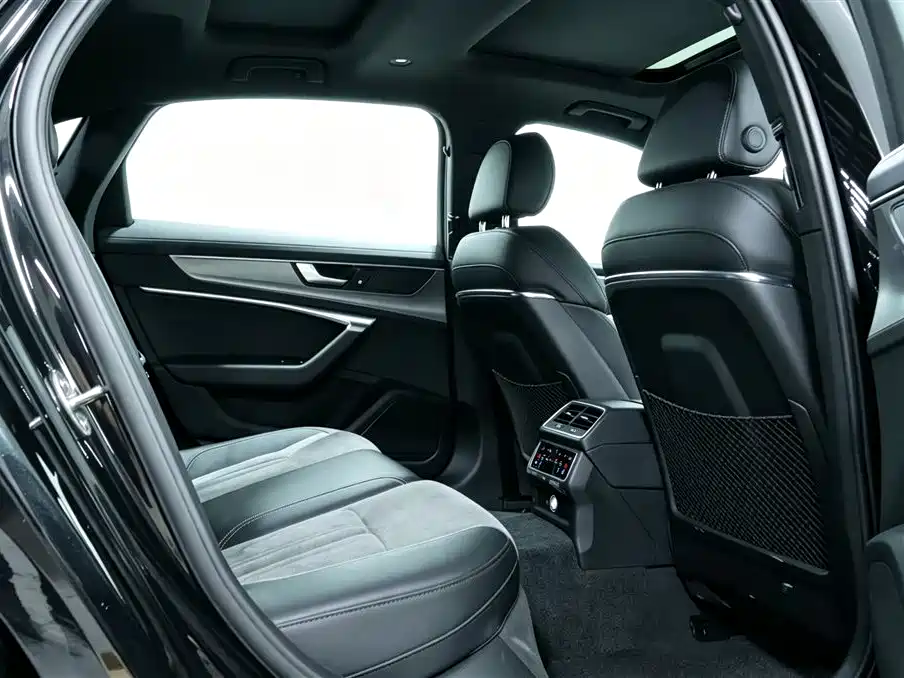Audi A6L — миниатюра 6