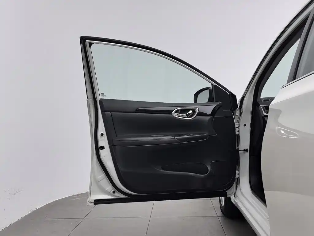 Nissan Sylphy — миниатюра 8