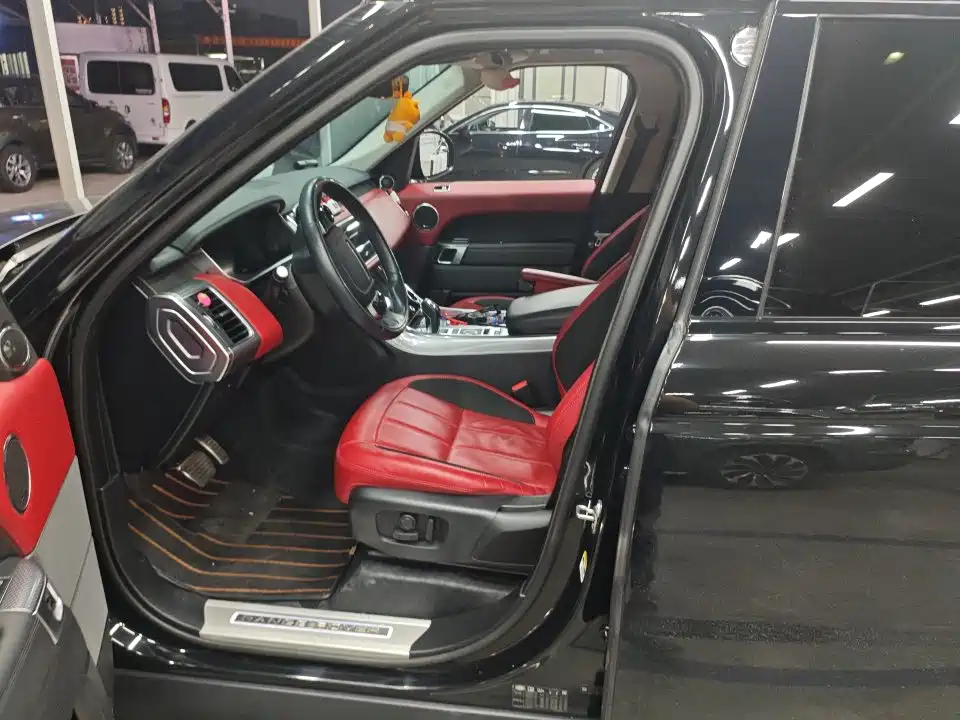Land Rover Sport — миниатюра 7