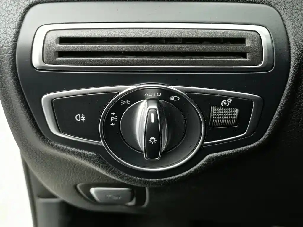 Mercedes-Benz GLC — миниатюра 21