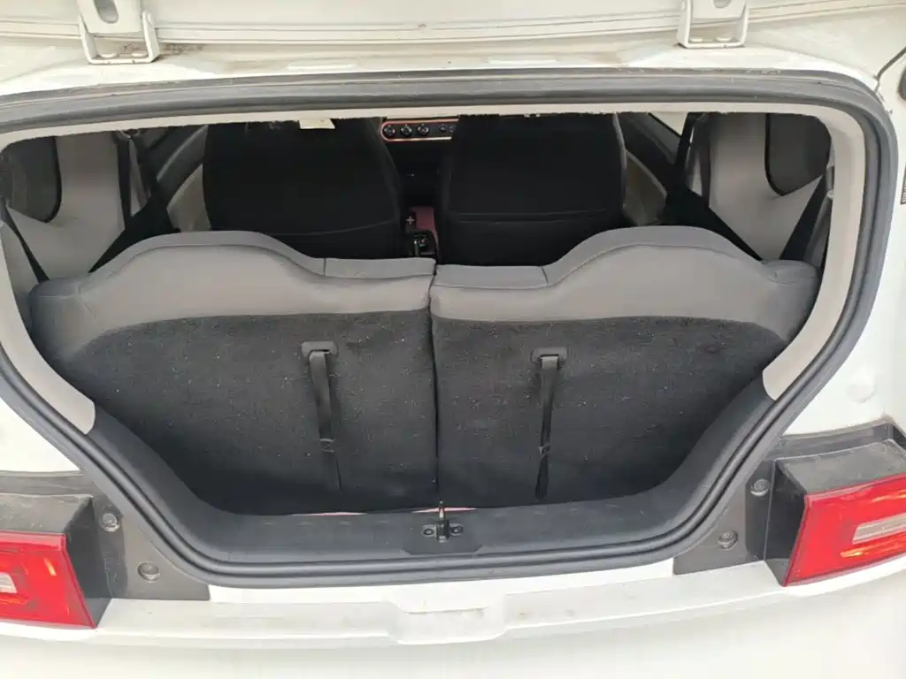 Wuling MINIEV — миниатюра 19