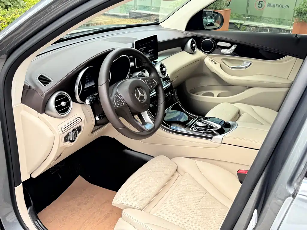 Mercedes-Benz GLC — миниатюра 16