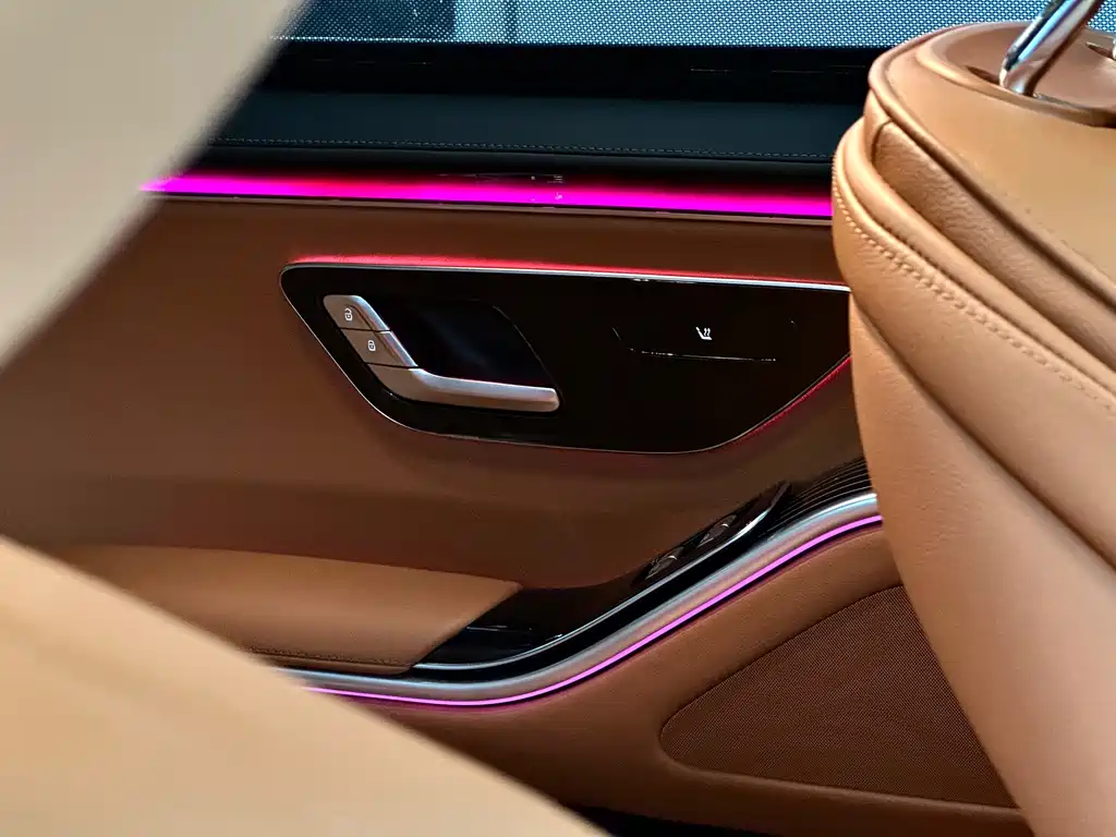 Mercedes-Benz S-Class — миниатюра 25