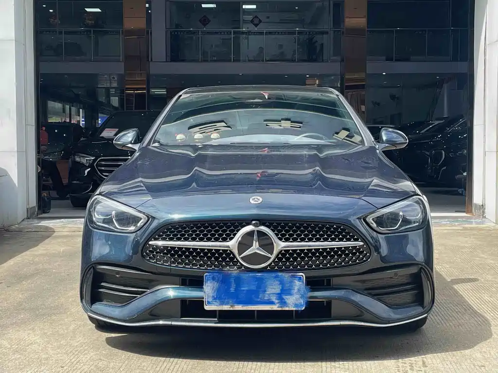 Mercedes-Benz C-Class — миниатюра 2