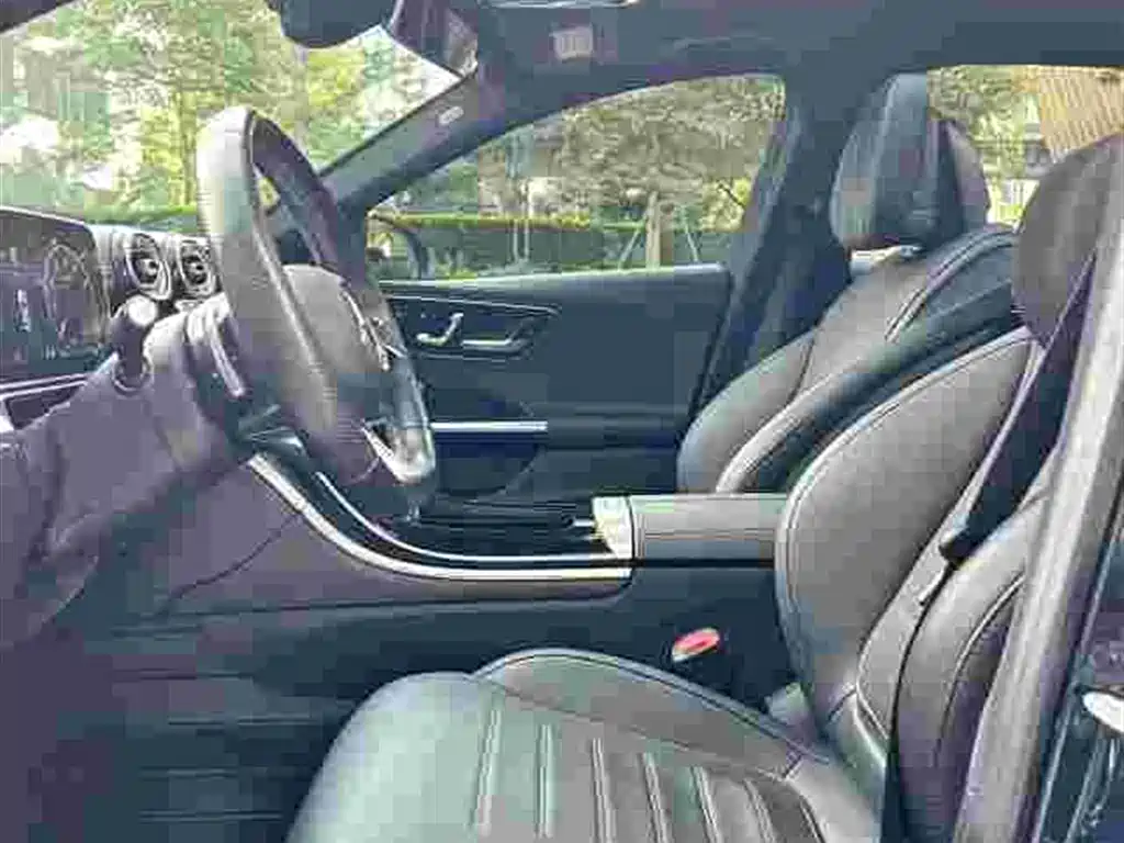 Mercedes-Benz C-Class — миниатюра 7