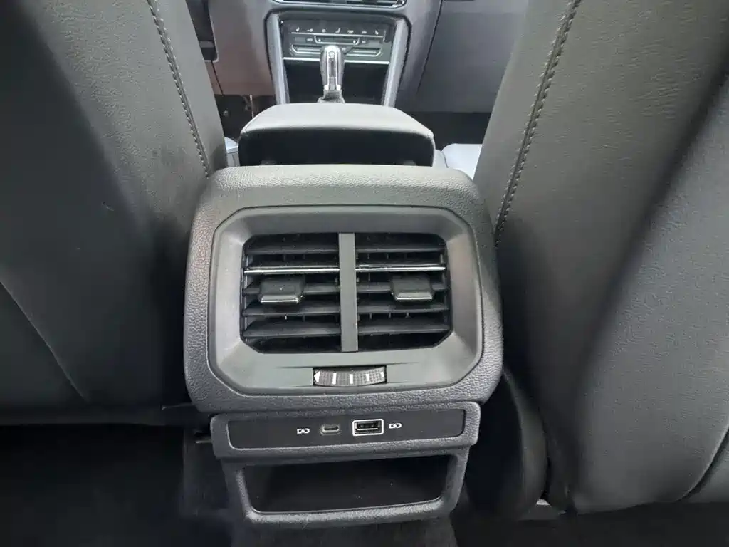 Volkswagen Tharu — миниатюра 12