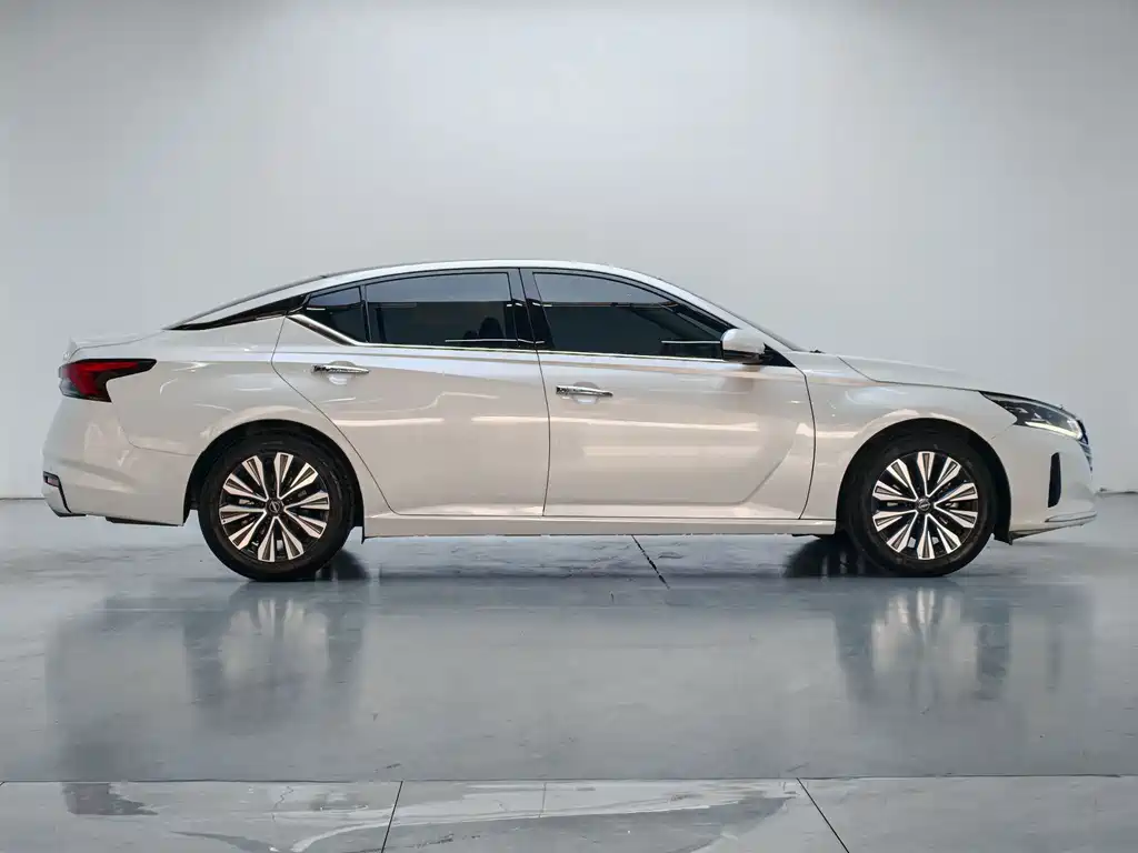 Nissan Teana — миниатюра 13