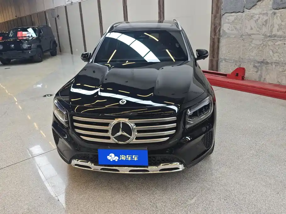 Mercedes-Benz GLB — миниатюра 2
