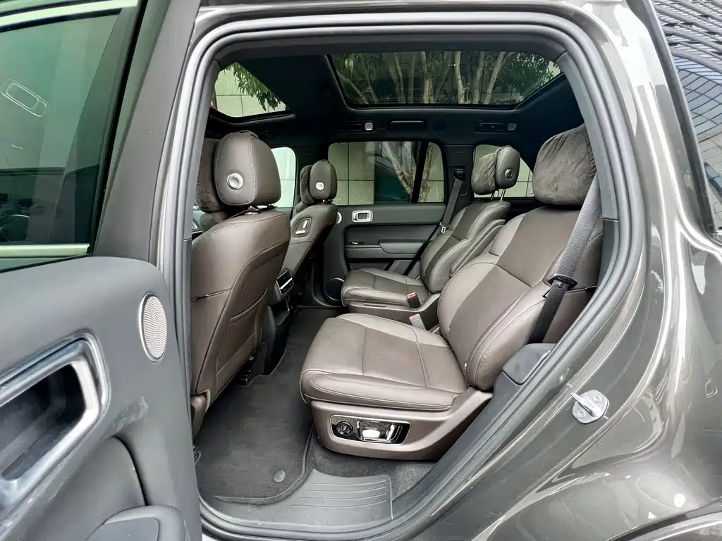 Li Auto Li L8 — миниатюра 16