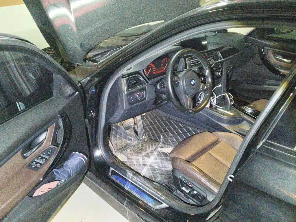 BMW 3 Series — миниатюра 13