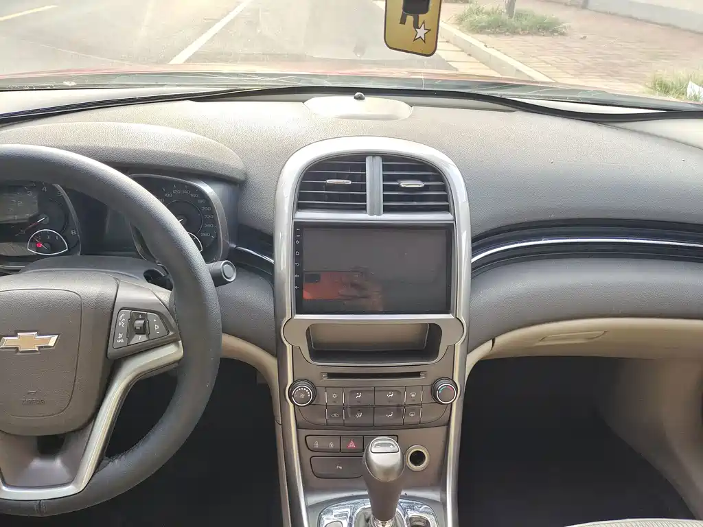 Chevrolet Malibu — миниатюра 9