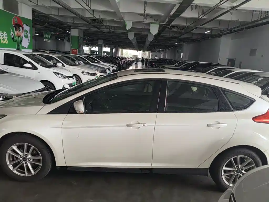 Ford Focus — миниатюра 4